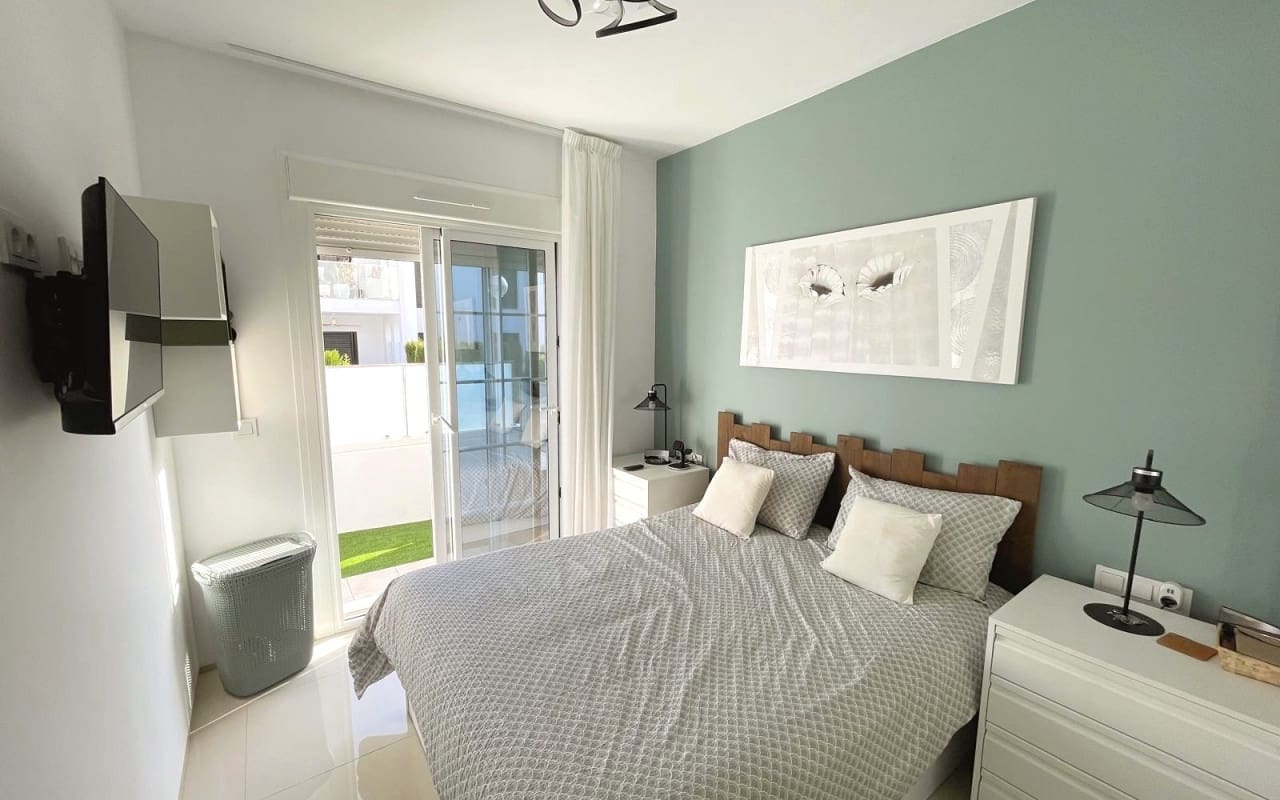 2 soverom Leilighet til salgs i Dona Pepa med svømmebasseng - € 279 000 (Ref: 9394430)