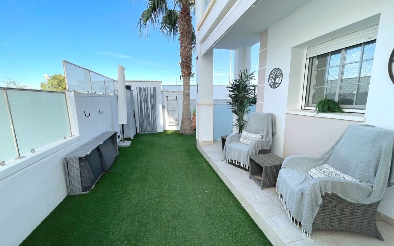 2 soverom Leilighet til salgs i Dona Pepa med svømmebasseng - € 279 000 (Ref: 9394430)