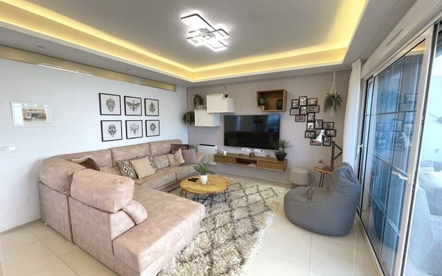 2 soverom Leilighet til salgs i Doña Pepa, Rojales med svømmebasseng - € 279 000 (Ref: 9394430)