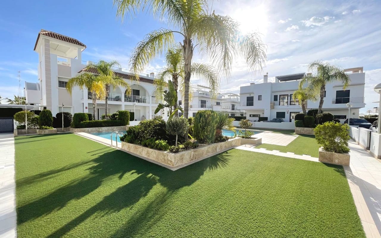 2 soverom Leilighet til salgs i Dona Pepa med svømmebasseng - € 279 000 (Ref: 9394430)