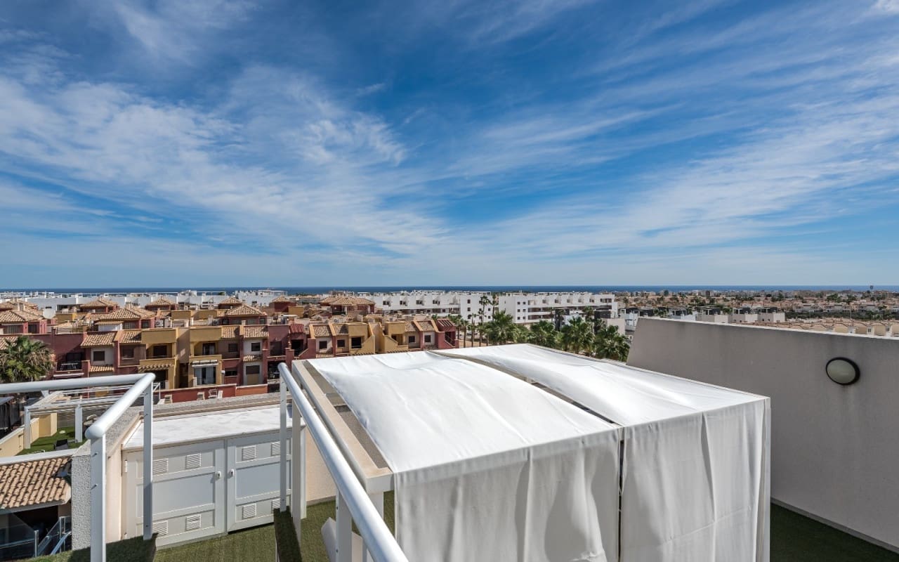 3 camera da letto Attico in vendita in Orihuela Costa con piscina - 359.000 € (Rif: 9394431)