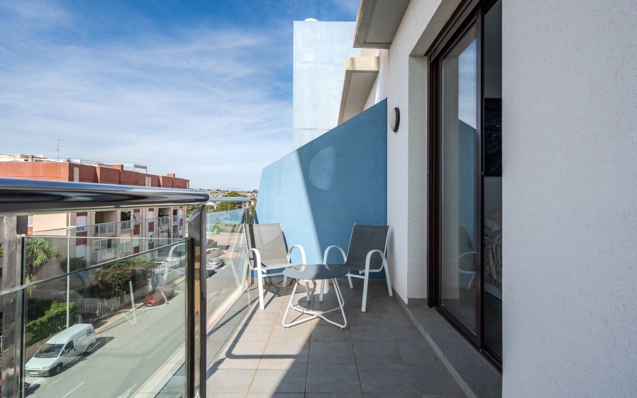 3 camera da letto Attico in vendita in Orihuela Costa con piscina - 359.000 € (Rif: 9394431)
