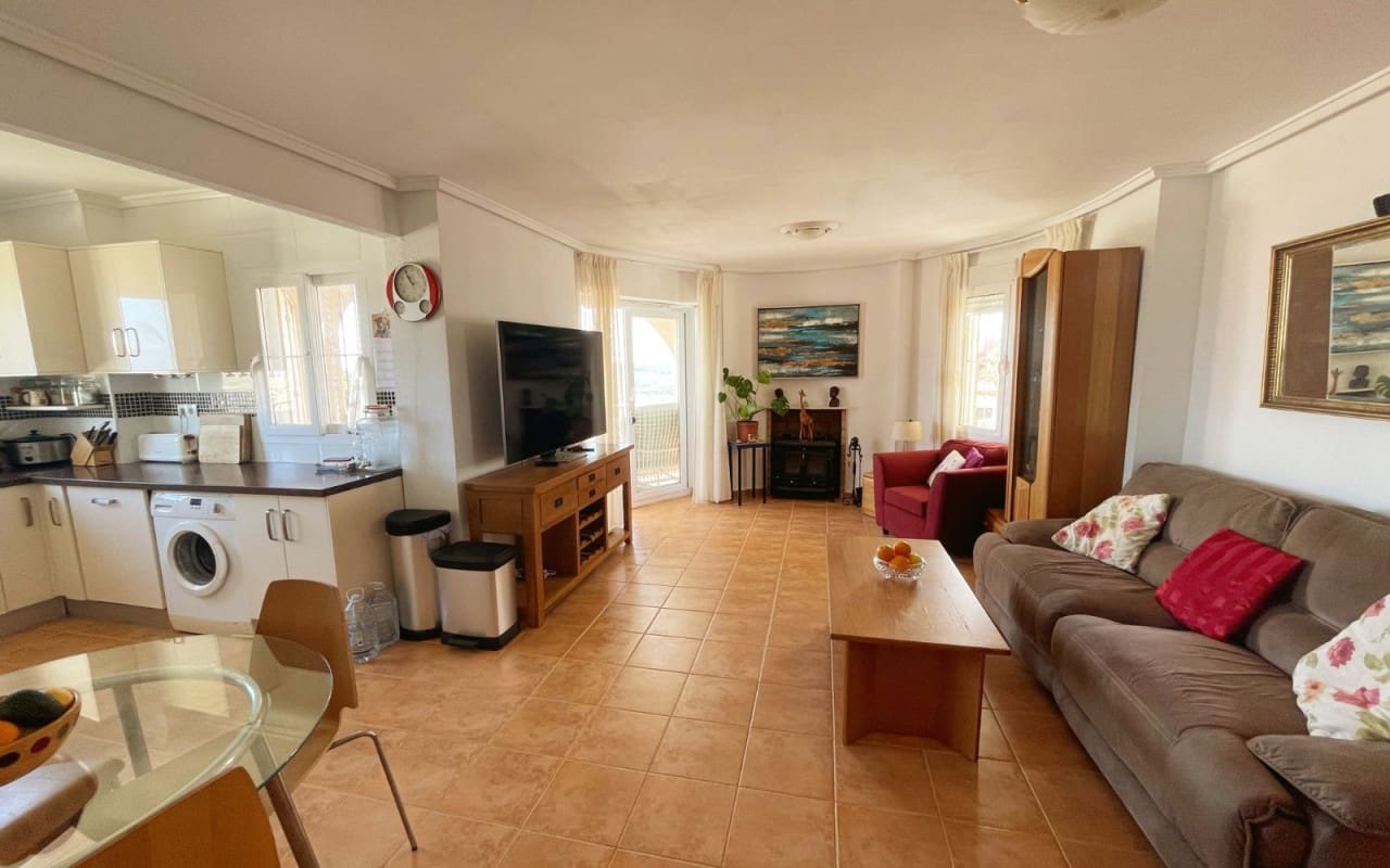 5 soveværelse Villa til salg i La Marquesa med swimmingpool - € 425.000 (Ref: 9396295)