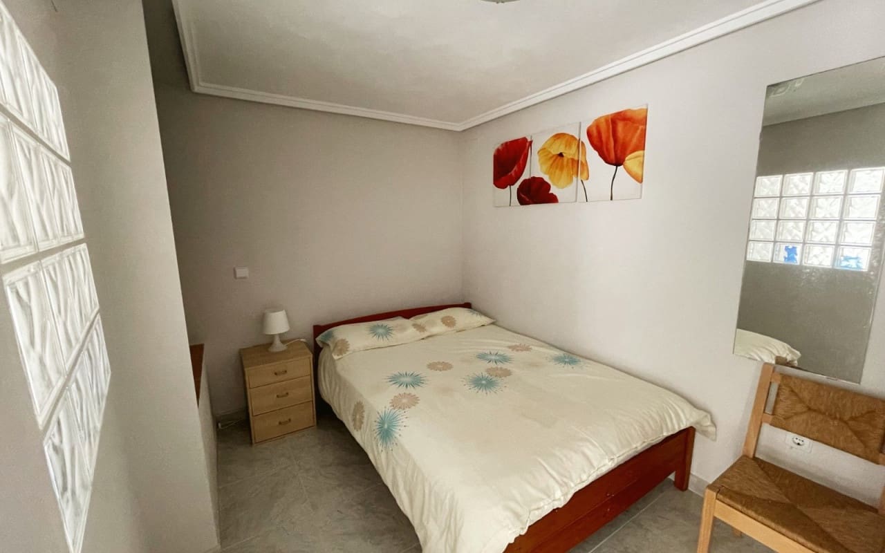 5 soveværelse Villa til salg i La Marquesa med swimmingpool - € 425.000 (Ref: 9396295)