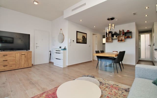 3 soveværelse Villa til salg i Villamartin, Orihuela med swimmingpool - € 448.000 (Ref: 9396296)