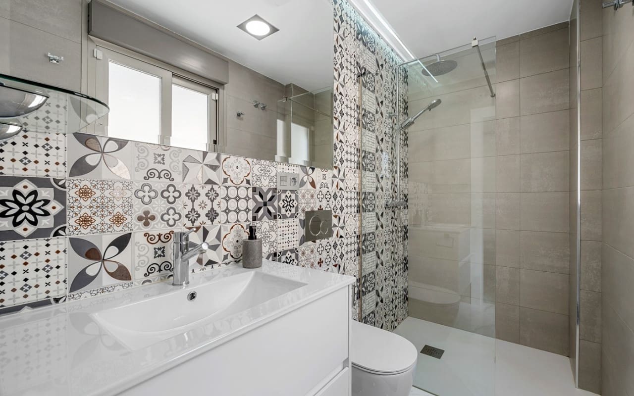 4 camera da letto Villa in vendita in Villamartin con piscina - 449.000 € (Rif: 9396297)