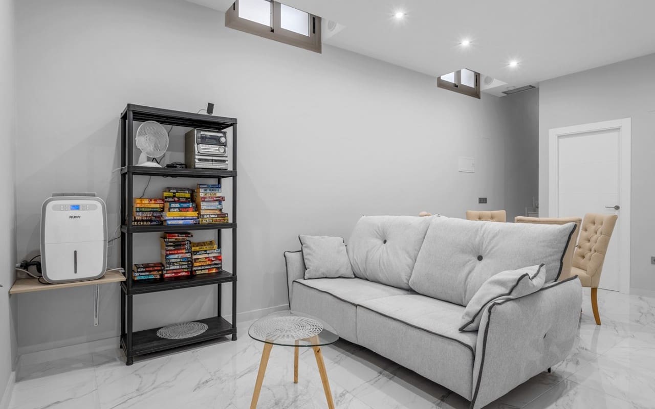 4 camera da letto Villa in vendita in Villamartin con piscina - 449.000 € (Rif: 9396297)