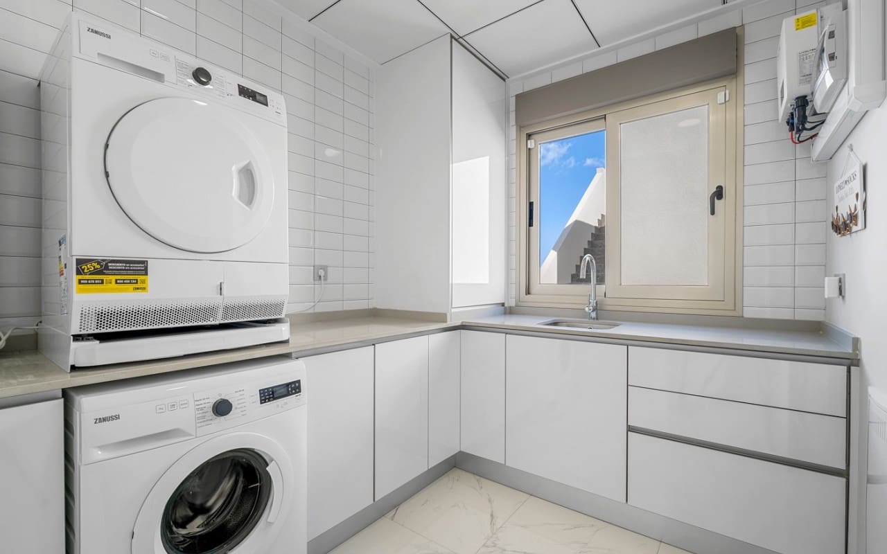 4 camera da letto Villa in vendita in Villamartin con piscina - 449.000 € (Rif: 9396297)