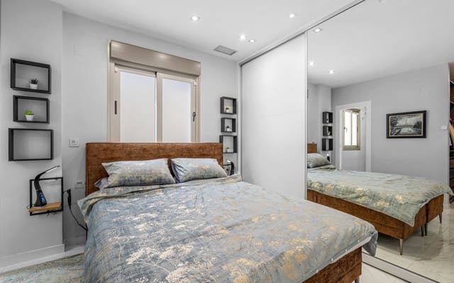 4 camera da letto Villa in vendita in Villamartin, Orihuela con piscina - 449.000 € (Rif: 9396297)