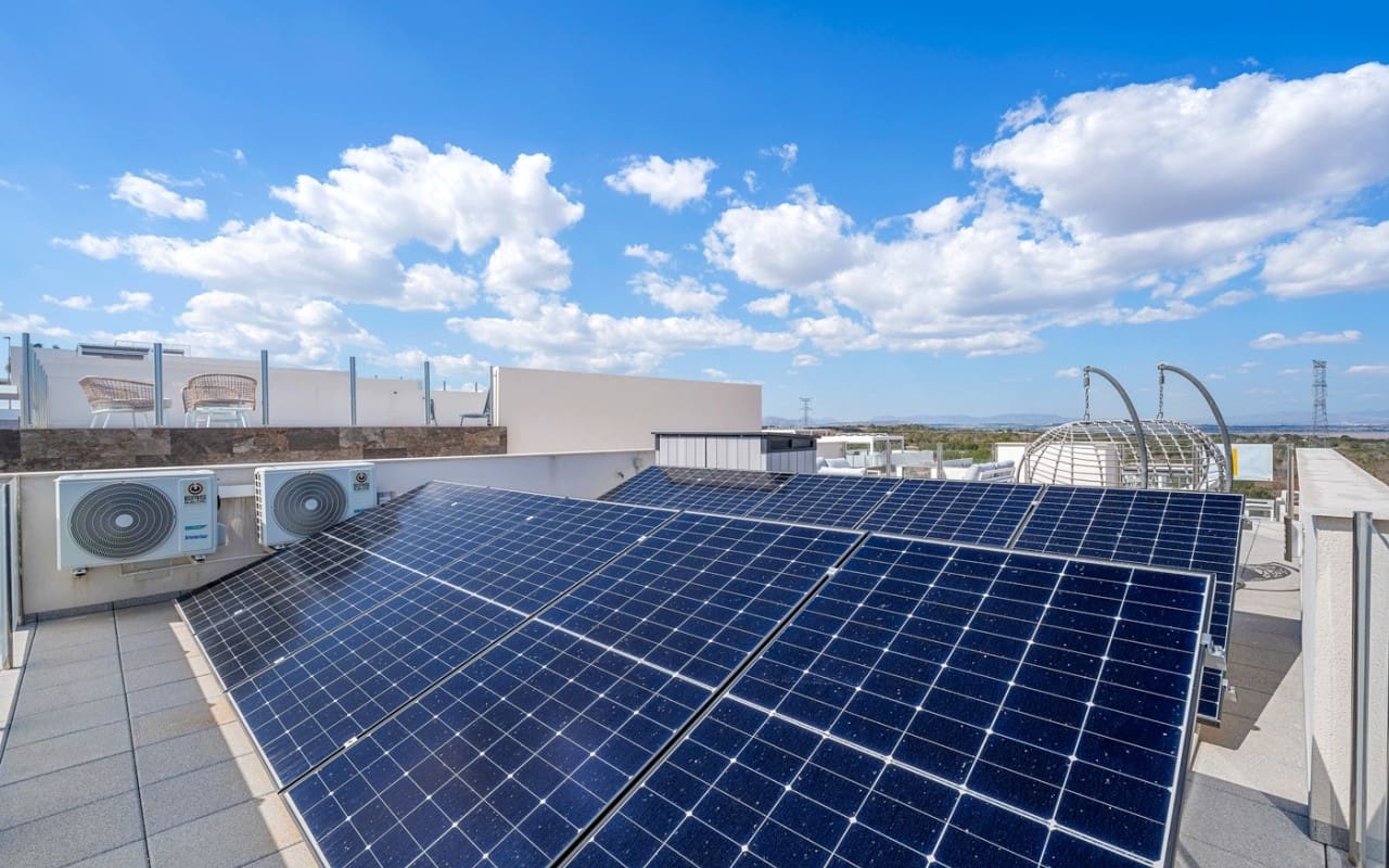 4 camera da letto Villa in vendita in Villamartin con piscina - 449.000 € (Rif: 9396297)