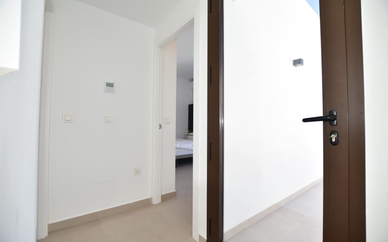 3 makuuhuone Huvila myytävänä paikassa Benijofar mukana uima-altaan - 440 000 € (Ref: 9396298)