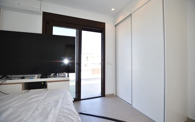 3 makuuhuone Huvila myytävänä paikassa Benijófar mukana uima-altaan - 440 000 € (Ref: 9396298)