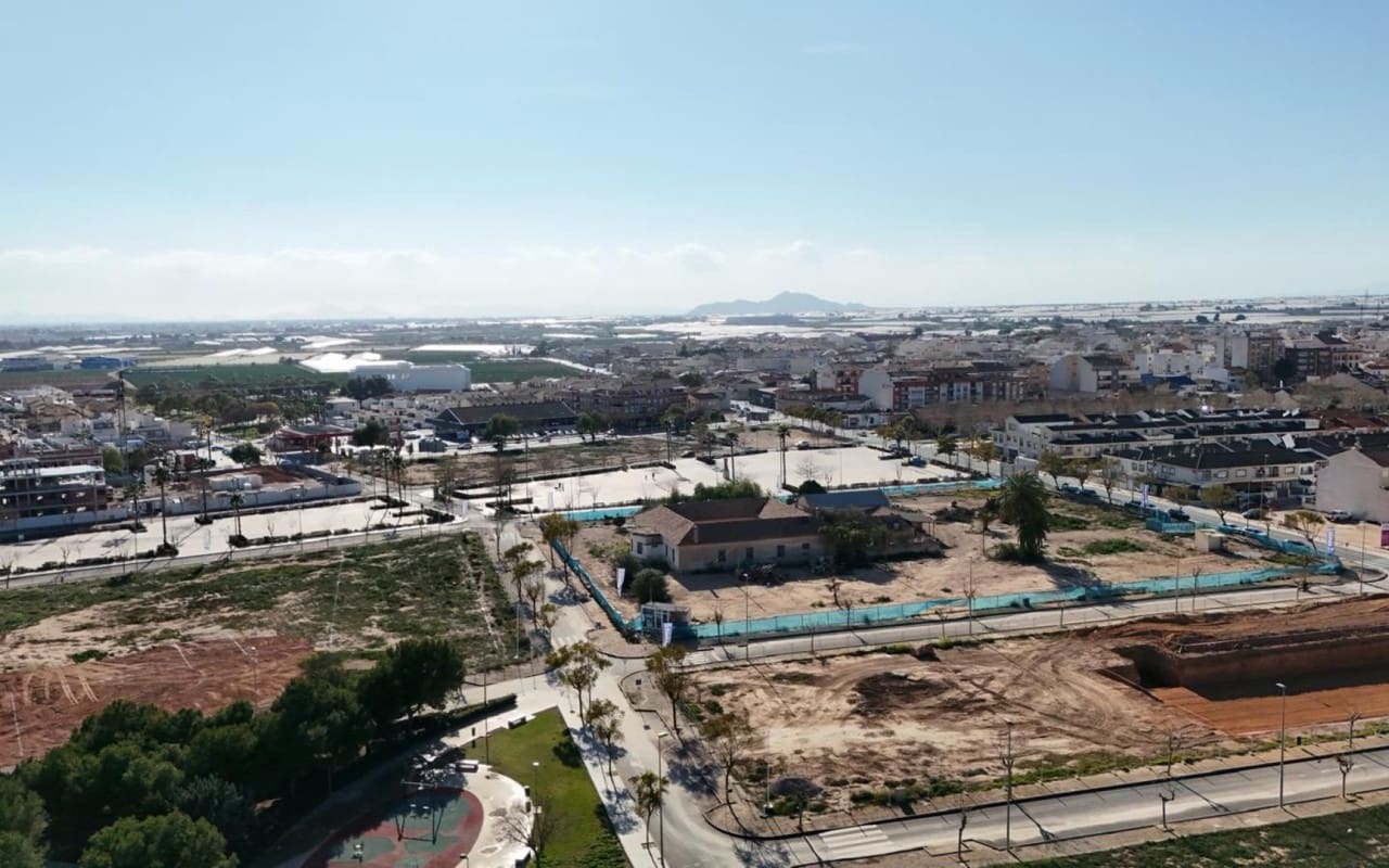 2 Zimmer Haus zu verkaufen in Pilar de la Horadada mit Pool - 330.000 € (Ref: 9396305)