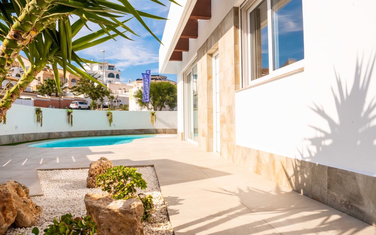 3 slaapkamer Villa te koop in Ciudad Quesada - € 449.500 (Ref: 9396313)