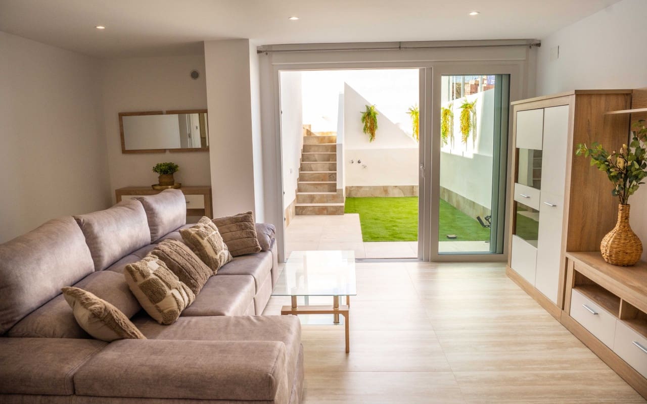 3 slaapkamer Villa te koop in Ciudad Quesada - € 449.500 (Ref: 9396313)