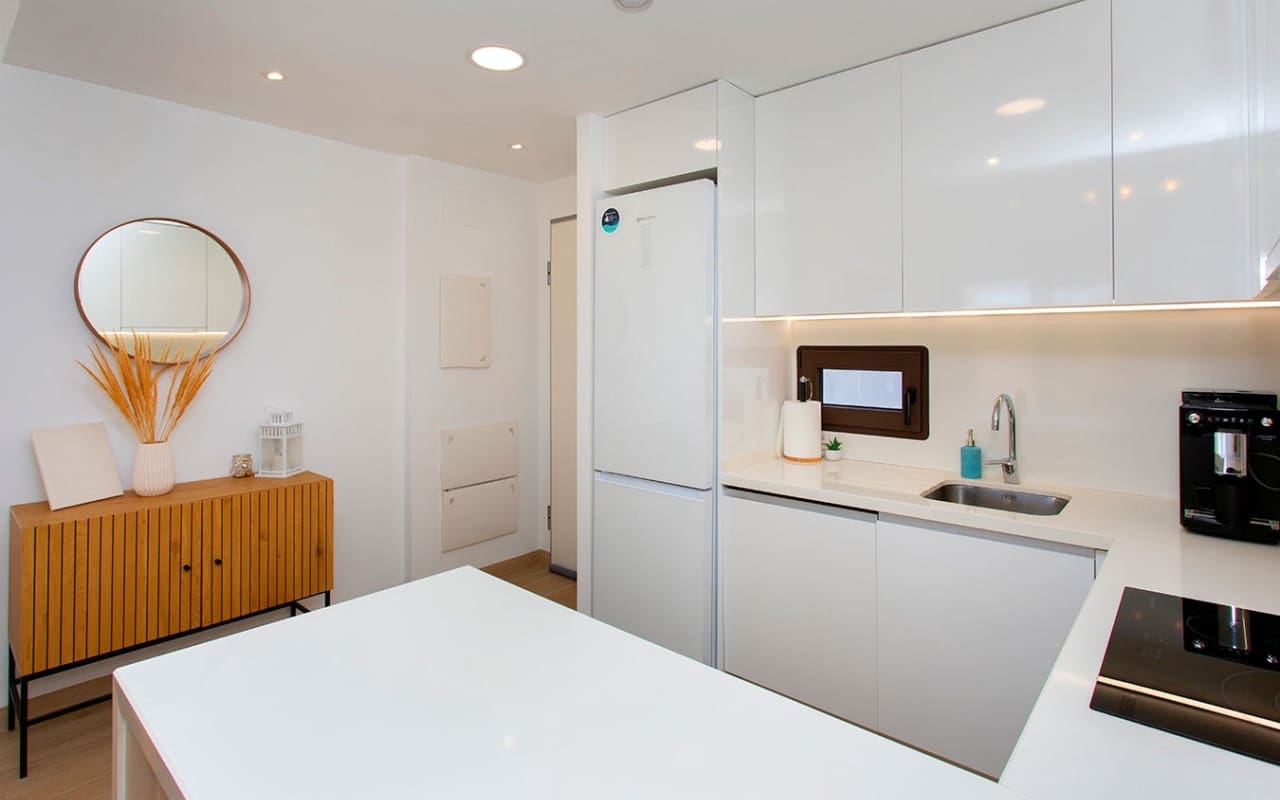 Bungalow de 2 habitaciones en Finestrat en venta con piscina garaje - 335.000 € (Ref: 9402562)