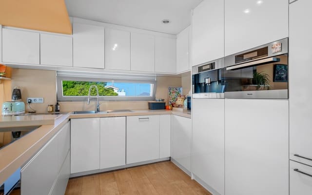 2 Zimmer Villa zu verkaufen in Benijófar mit Pool - 435.000 € (Ref: 9409762)