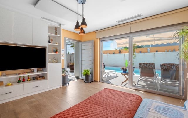 2 Zimmer Villa zu verkaufen in Benijófar mit Pool - 435.000 € (Ref: 9409762)