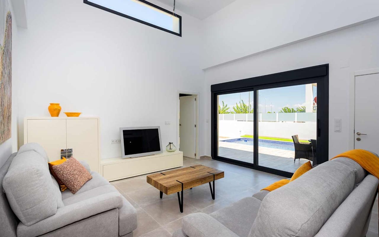 3 slaapkamer Villa te koop in Daya Nueva - € 349.000 (Ref: 9409765)