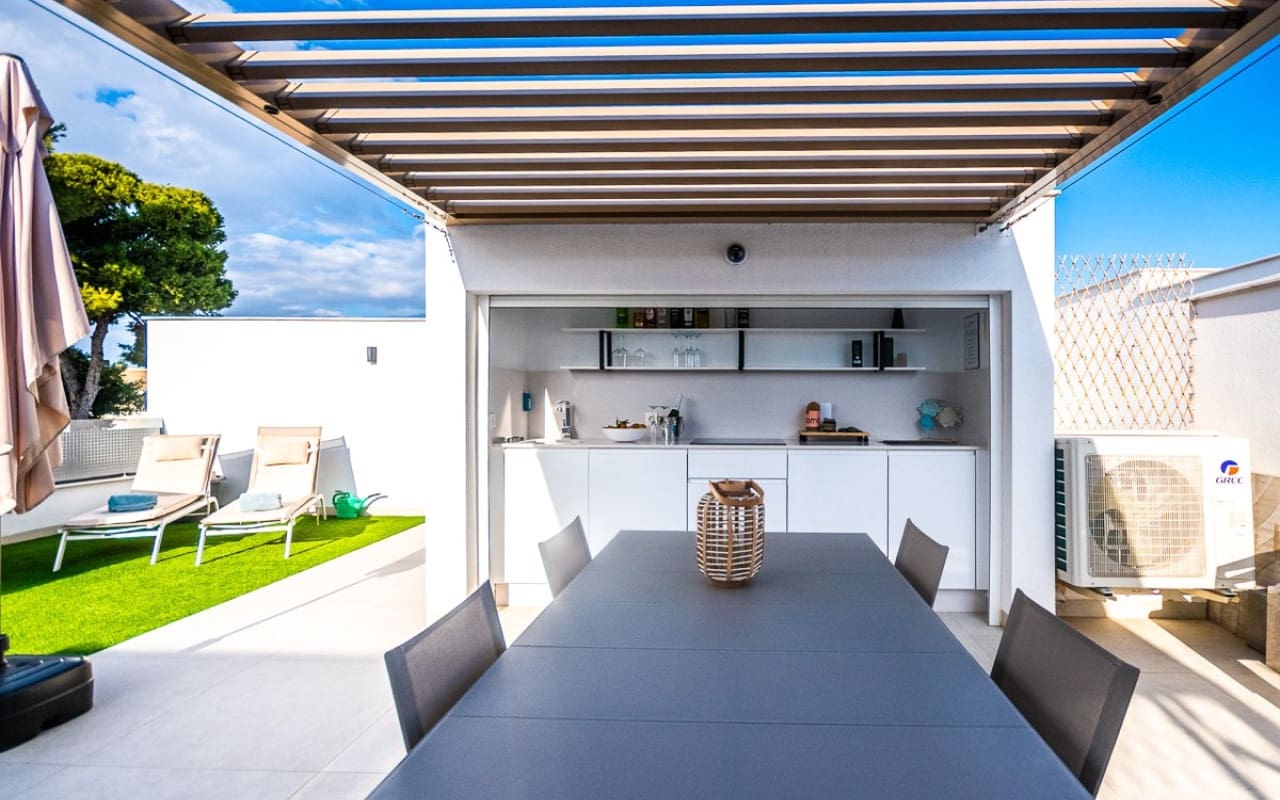 3 quarto Penthouse para venda em San Pedro del Pinatar com piscina - 355 000 € (Ref: 9409766)