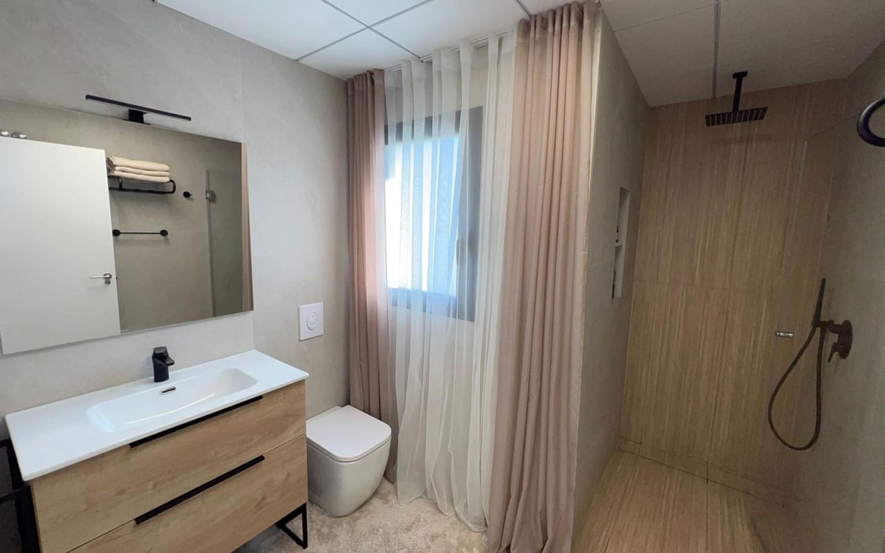 2 bedroom Villa for sale in Benijofar with pool - € 330,000 (Ref: 9412666)