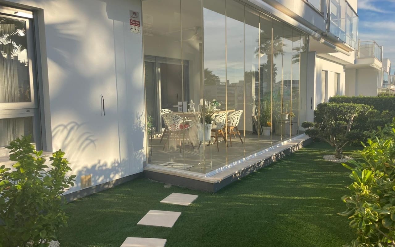 2 soveværelse Lejlighed til salg i Vistabella med swimmingpool - € 295.000 (Ref: 9412669)