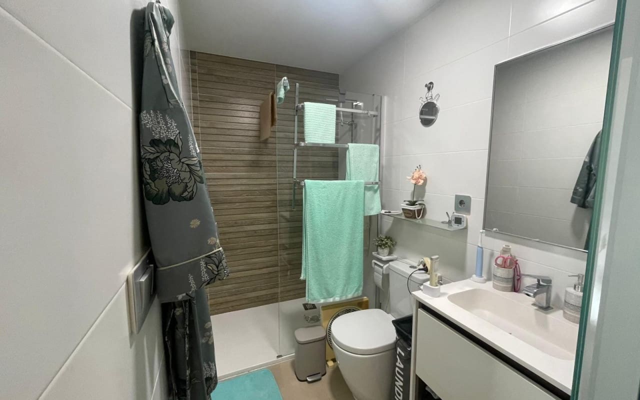 2 soveværelse Lejlighed til salg i Vistabella med swimmingpool - € 295.000 (Ref: 9412669)