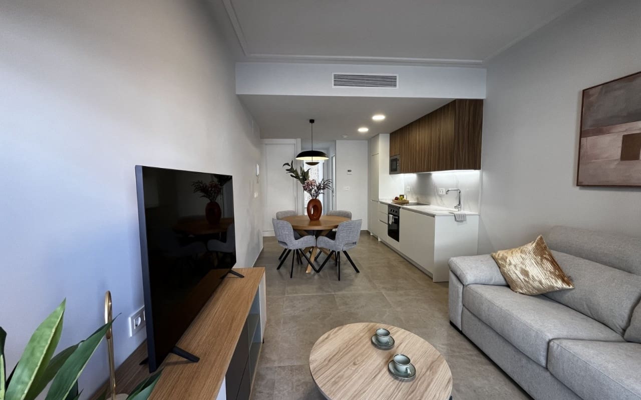 2 makuuhuone Huoneisto myytävänä paikassa Torrevieja mukana uima-altaan - 249 900 € (Ref: 9412670)