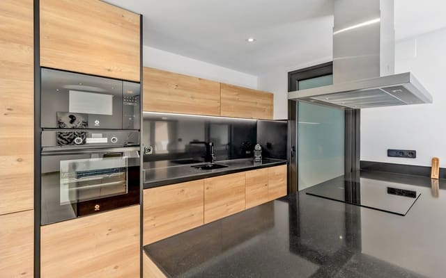 2 slaapkamer Appartement te koop in Lomas de Cabo Roig - Los Dolses, Orihuela met zwembad - € 335.000 (Ref: 9412671)