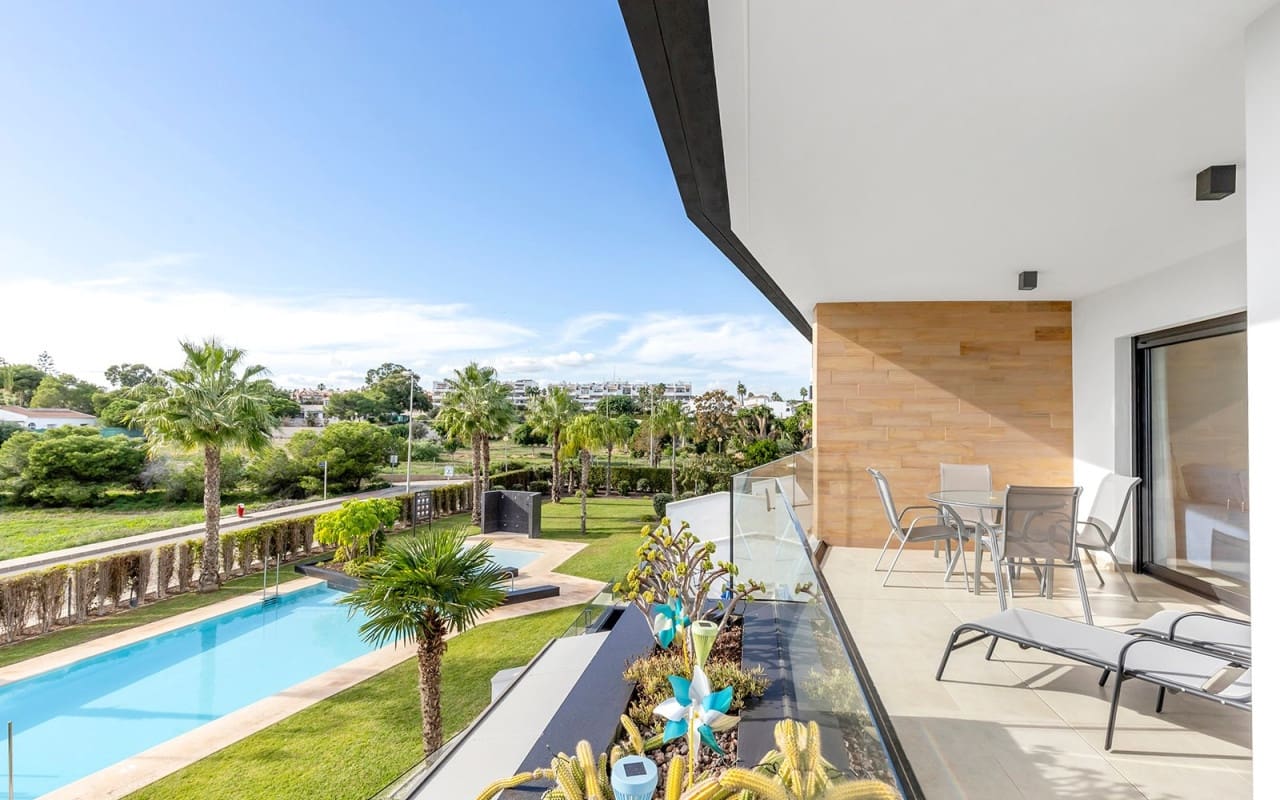 2 slaapkamer Appartement te koop in Orihuela Costa met zwembad - € 335.000 (Ref: 9412671)