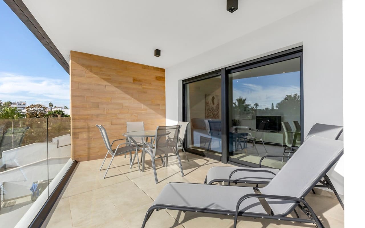 2 slaapkamer Appartement te koop in Orihuela Costa met zwembad - € 335.000 (Ref: 9412671)