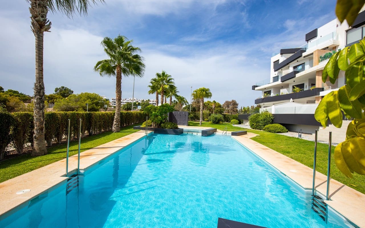 2 slaapkamer Appartement te koop in Orihuela Costa met zwembad - € 335.000 (Ref: 9412671)