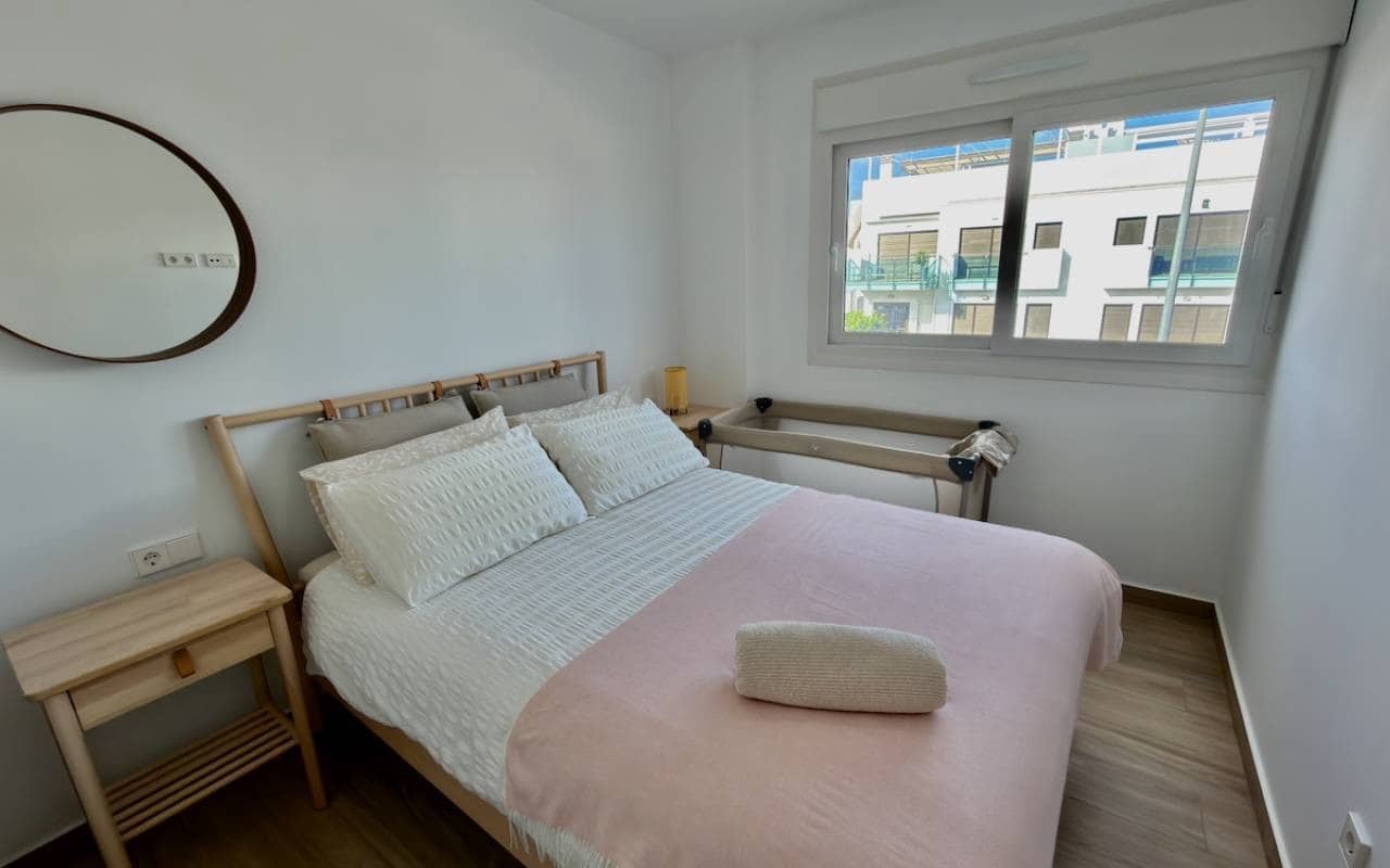 3 sypialnia Penthouse na sprzedaż w Vistabella z basenem - 295 000 € (Ref: 9412672)