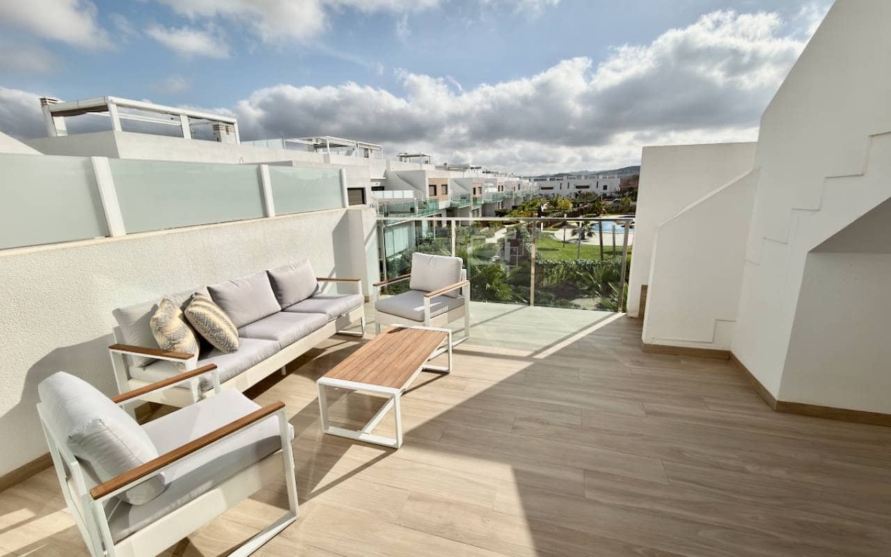 3 sypialnia Penthouse na sprzedaż w Vistabella z basenem - 295 000 € (Ref: 9412672)