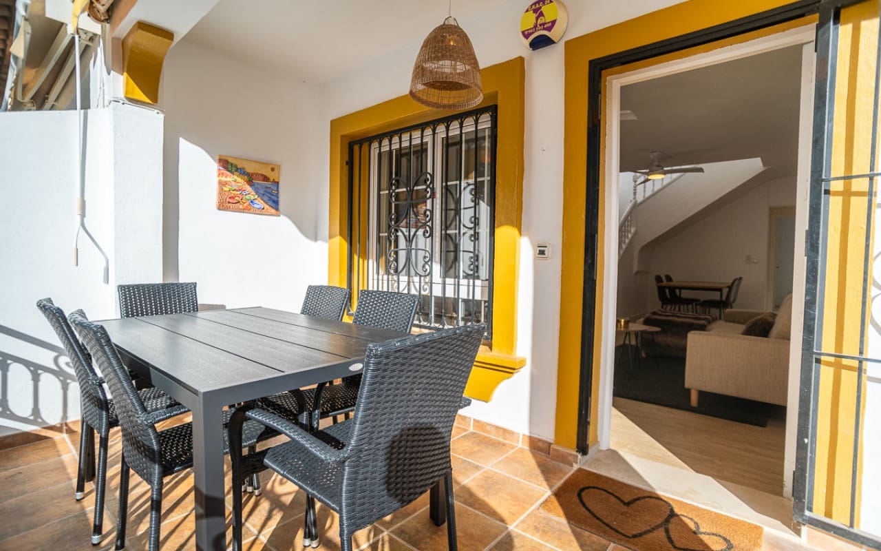 3 bedroom Villa for sale in Villamartin with pool - € 299,500 (Ref: 9416172)