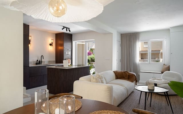 2 bedroom Townhouse for sale in Los Altos with pool - € 279,000 (Ref: 9416179)