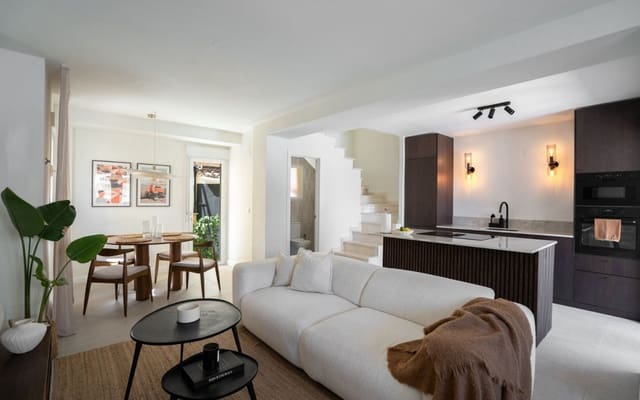 2 bedroom Townhouse for sale in Los Altos with pool - € 279,000 (Ref: 9416179)