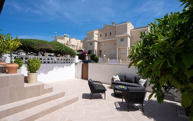 2 bedroom Townhouse for sale in Los Altos with pool - € 279,000 (Ref: 9416179)