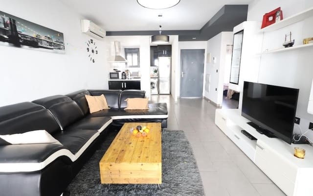 2 soveværelse Bungalow til salg i La Zenia, Orihuela med swimmingpool - € 289.000 (Ref: 9416180)