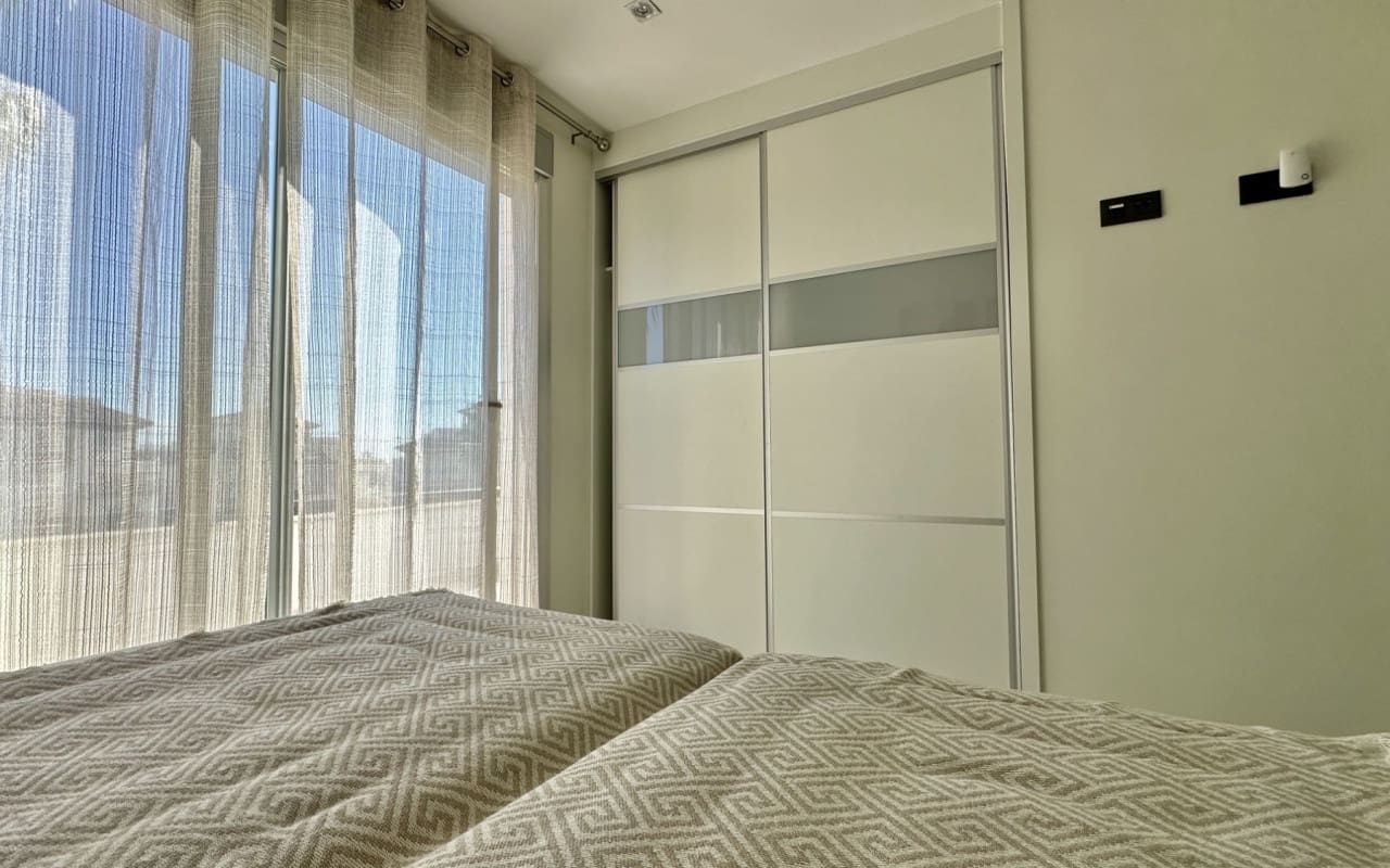 3 soveværelse Villa til salg i Orihuela Costa med swimmingpool - € 389.000 (Ref: 9421556)