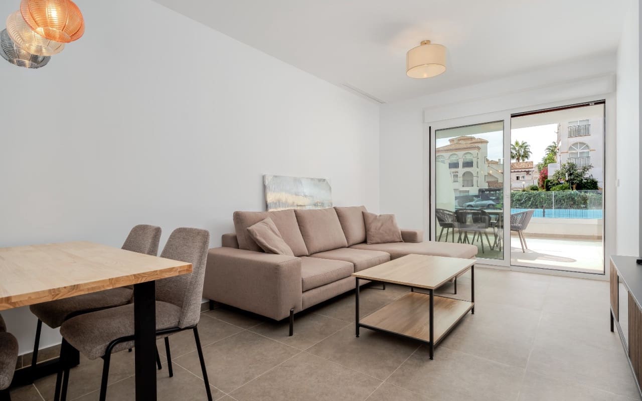 2 bedroom Apartment for sale in Playa Flamenca with pool - € 380,000 (Ref: 9421559)