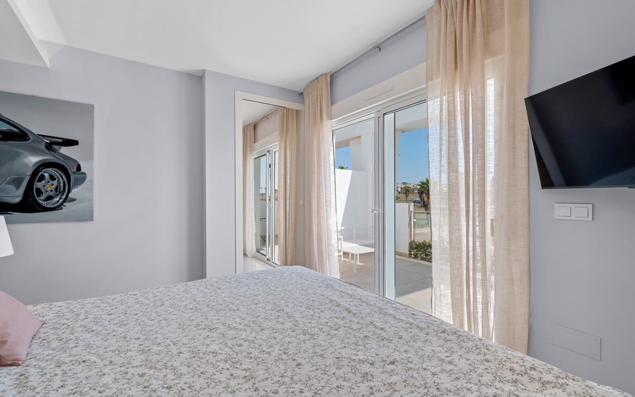 3 soverom Hus til salgs i Dona Pepa med svømmebasseng - € 379 000 (Ref: 9428156)