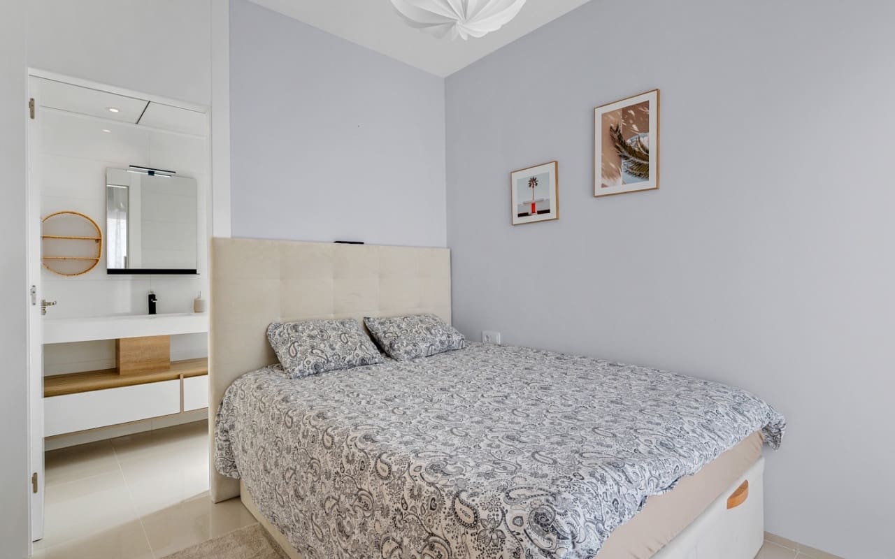 3 soverom Hus til salgs i Dona Pepa med svømmebasseng - € 379 000 (Ref: 9428156)