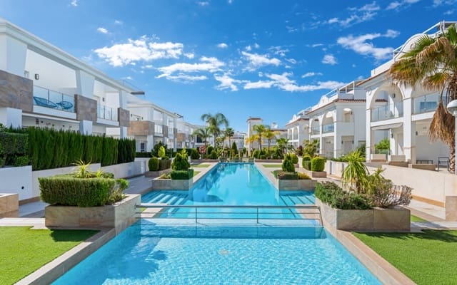 3 bedroom Townhouse for sale in Doña Pepa, Rojales with pool - € 379,000 (Ref: 9428156)