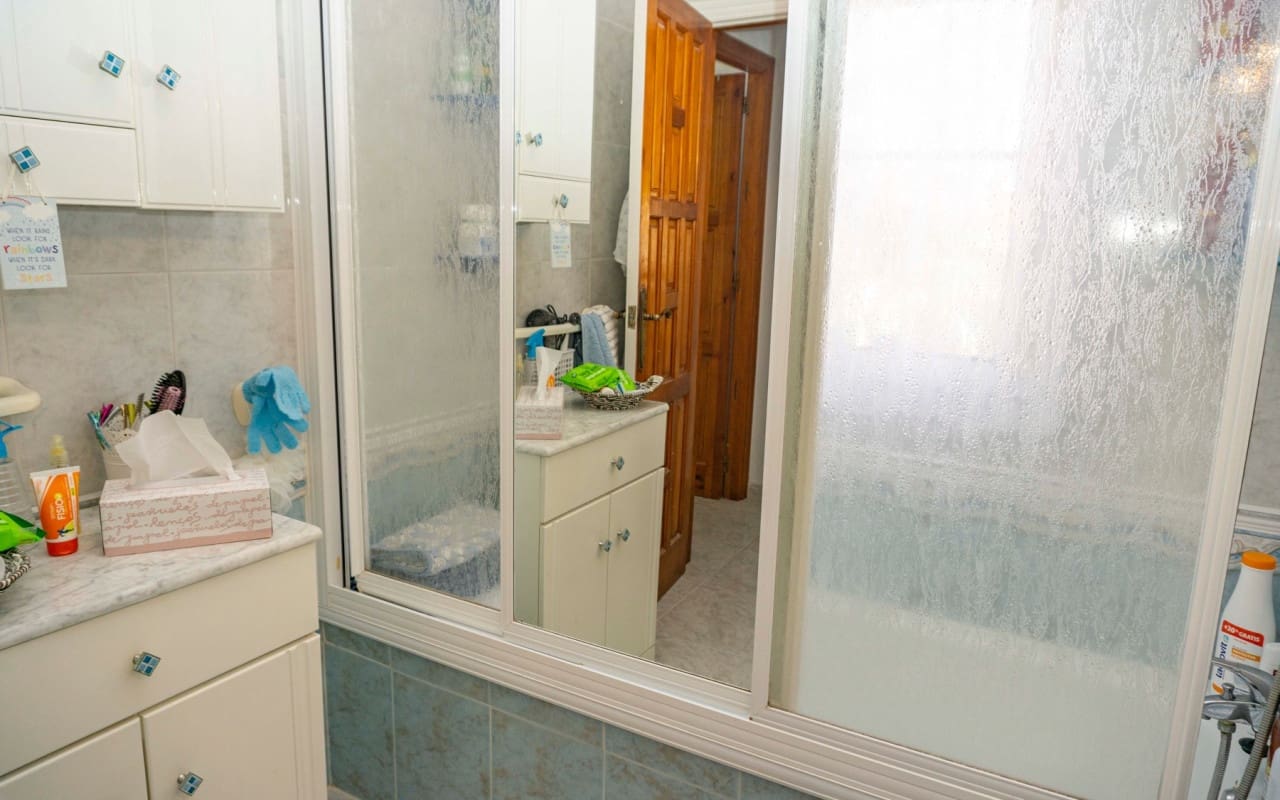 3 soveværelse Villa til salg i Ciudad Quesada med swimmingpool - € 379.950 (Ref: 9428158)