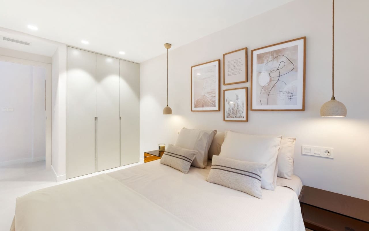 3 soveværelse Strandlejlighed til salg i Torrevieja med swimmingpool - € 359.000 (Ref: 9428164)