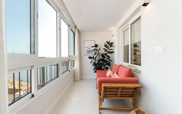 3 bedroom Beach Apartment for sale in Playa del Acequión, Torrevieja with pool - € 359,000 (Ref: 9428164)