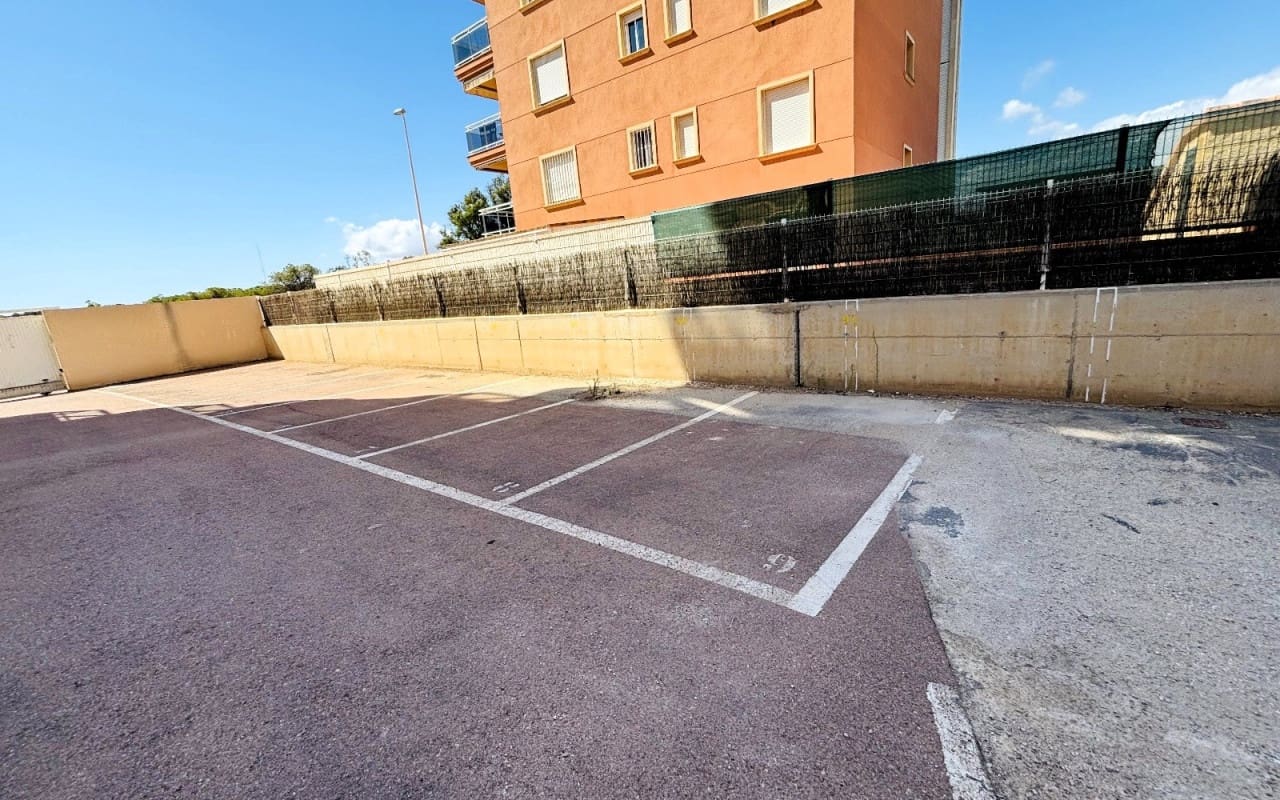 2 soveværelse Lejlighed til salg i Guardamar del Segura med swimmingpool - € 209.000 (Ref: 9428165)