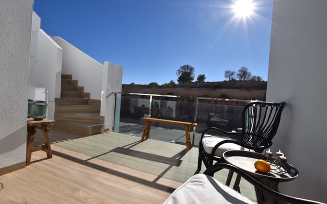 2 bedroom Penthouse for sale in Entre Naranjos, Orihuela with pool - € 240,000 (Ref: 9428166)