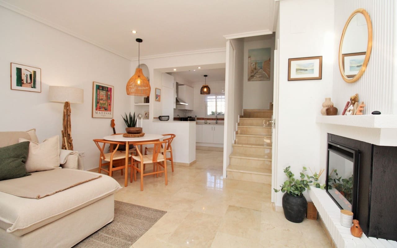 2 chambre Maison de Ville à vendre à Villamartin avec piscine - 244 990 € (Ref: 9444756)